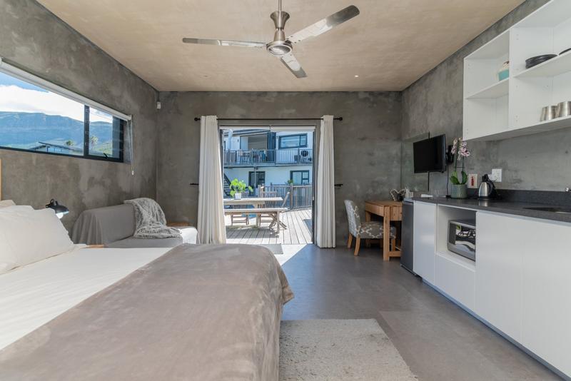 7 Bedroom Property for Sale in San Michel Western Cape